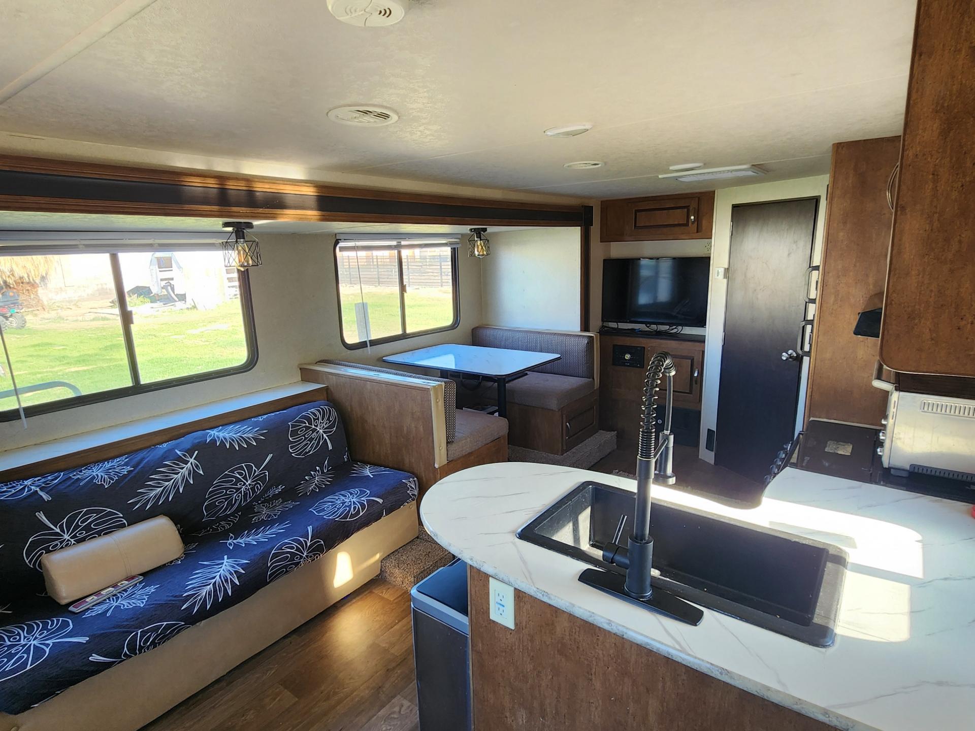 2018 FOREST RIVER SALEM CRUISE LITE 254RLXL