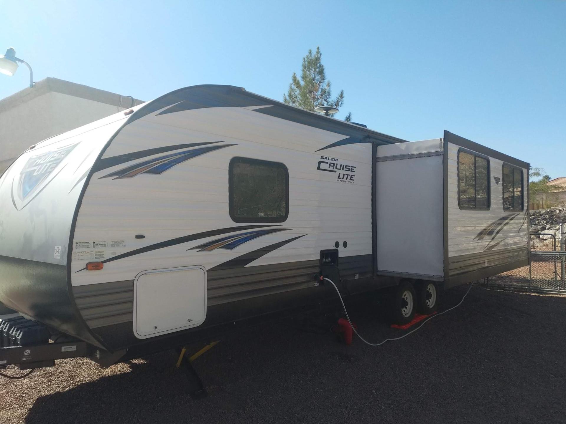 2018 FOREST RIVER SALEM CRUISE LITE 254RLXL