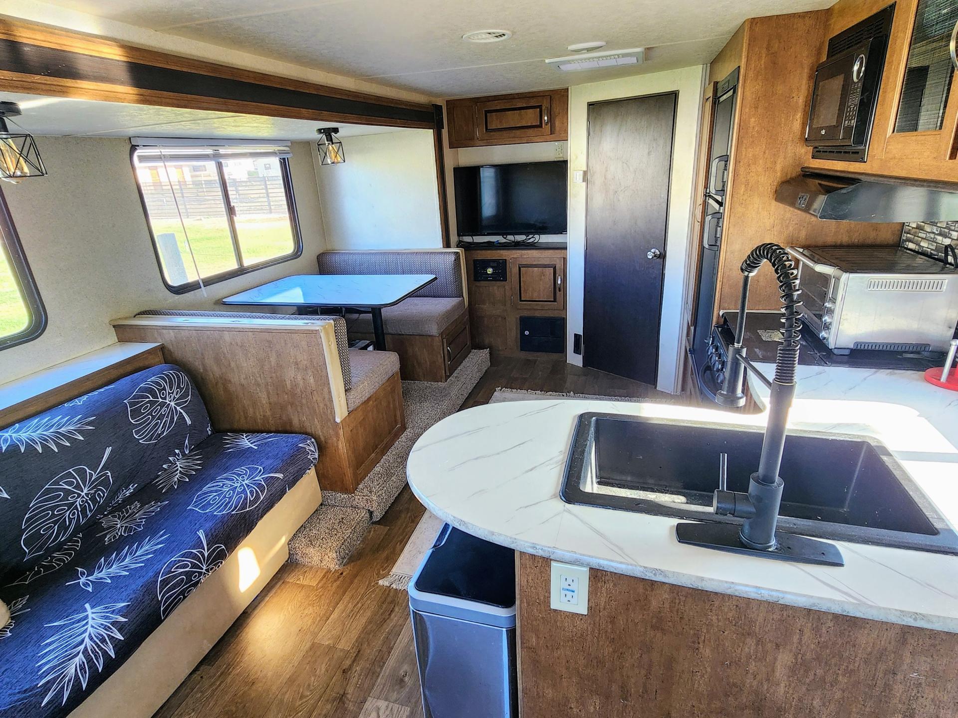 2018 FOREST RIVER SALEM CRUISE LITE 254RLXL