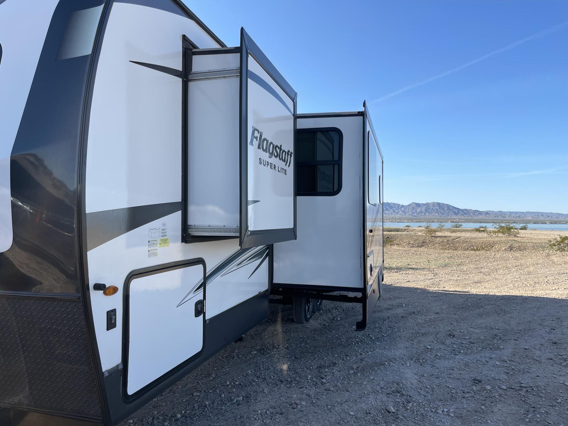 2021 Forest River Flagstaff Super lite 27bhws