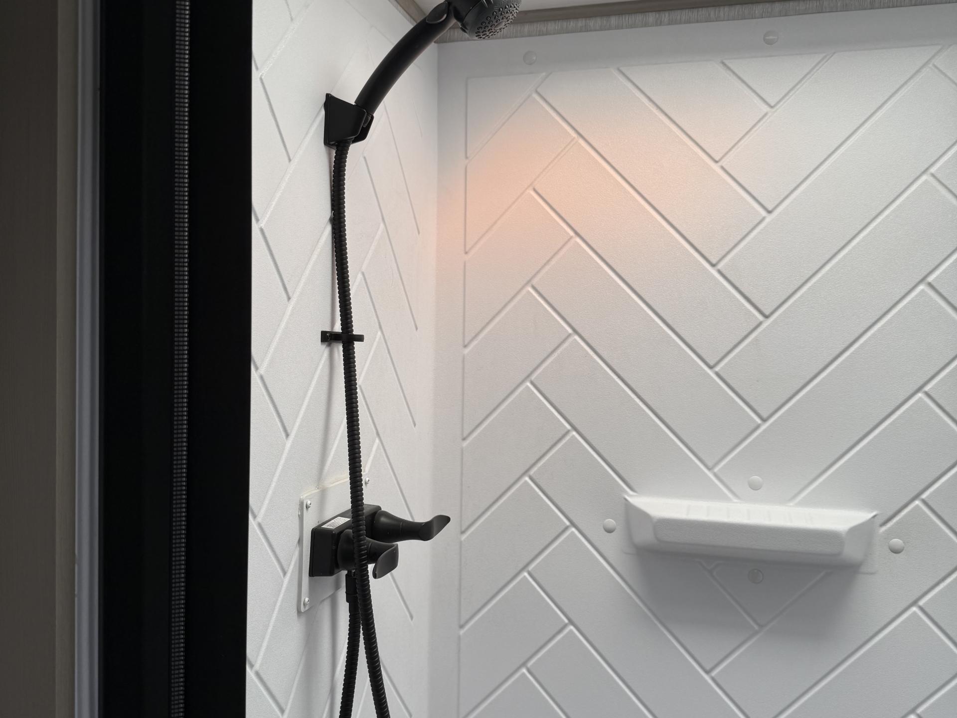 2024 FOREST RIVER WILDWOOD HERITAGE GLEN 23BHHL