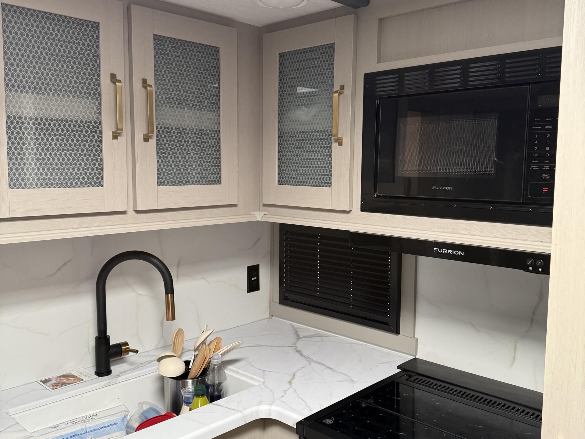 2024 FOREST RIVER WILDWOOD HERITAGE GLEN 23BHHL