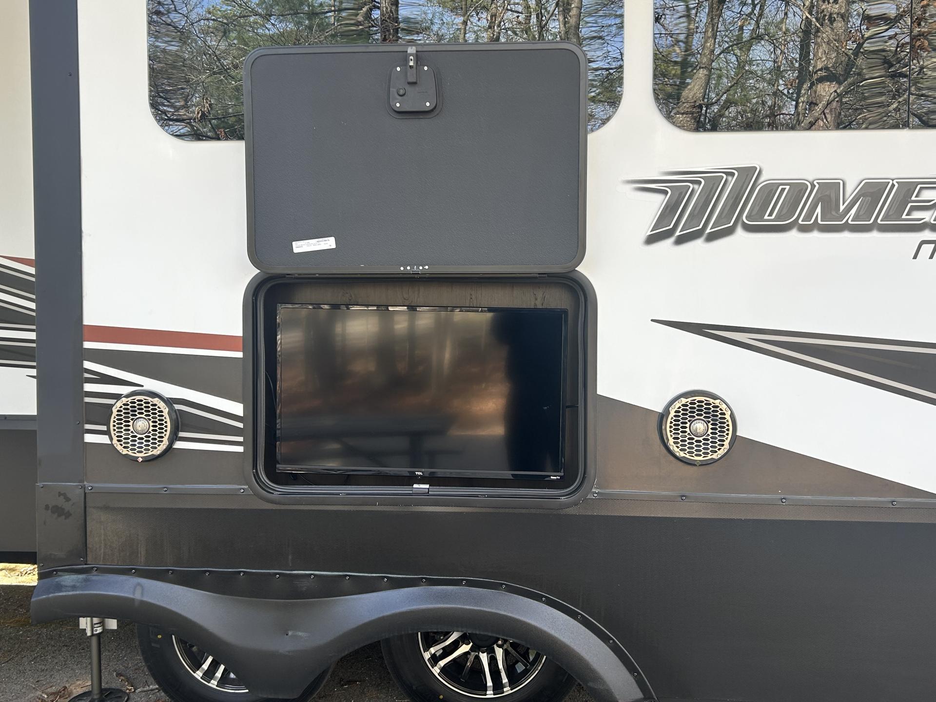 2022 Grand Design Momentum M class 351ms