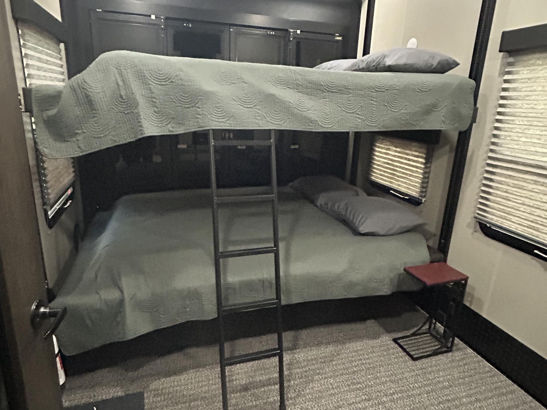 2022 Grand Design Momentum M class 351ms