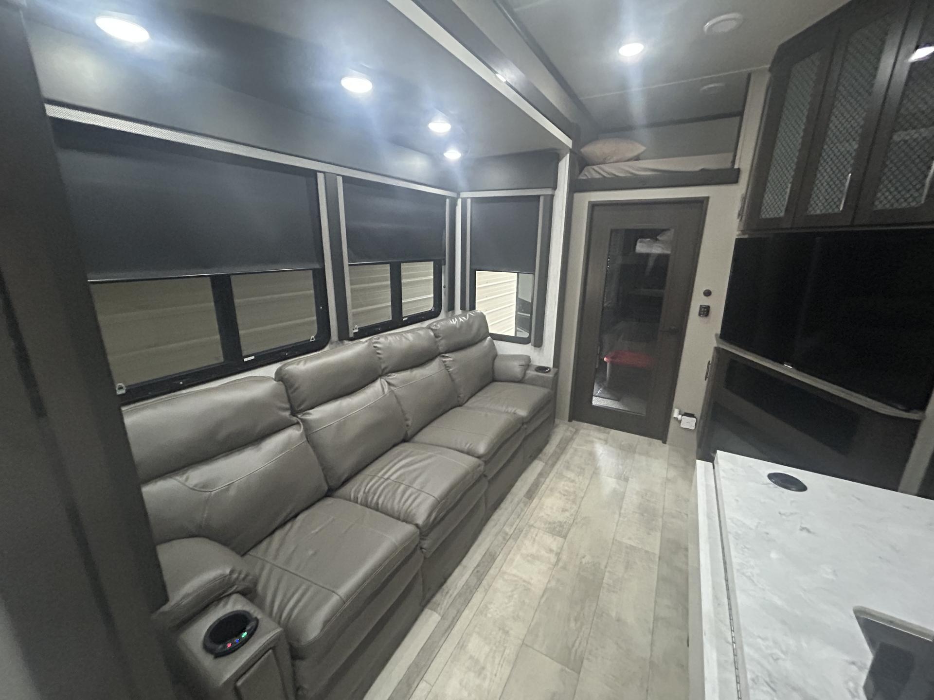 2022 Grand Design Momentum M class 351ms