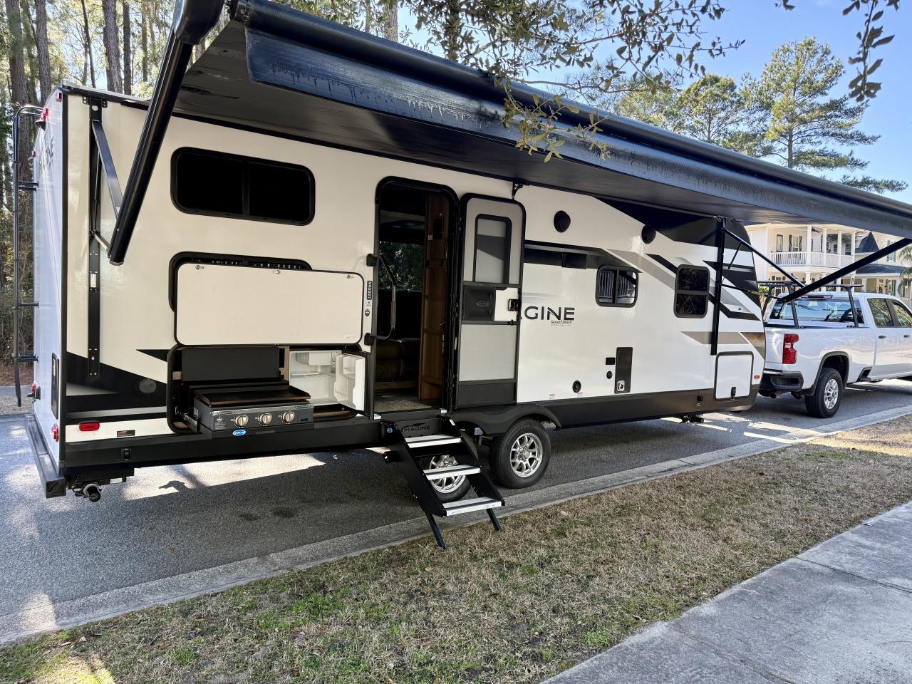 2022 Grand Design Imagine 2400bh