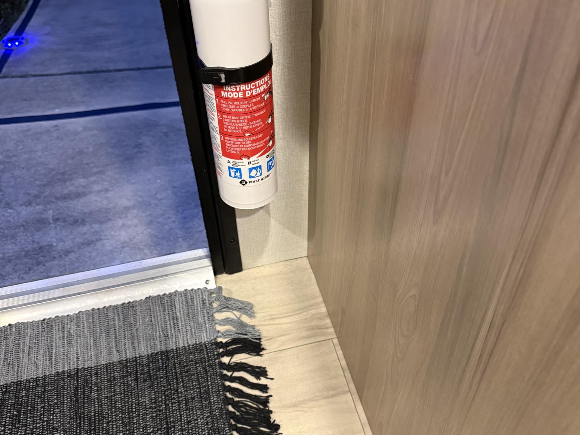 2025 Keystone Coleman 17b