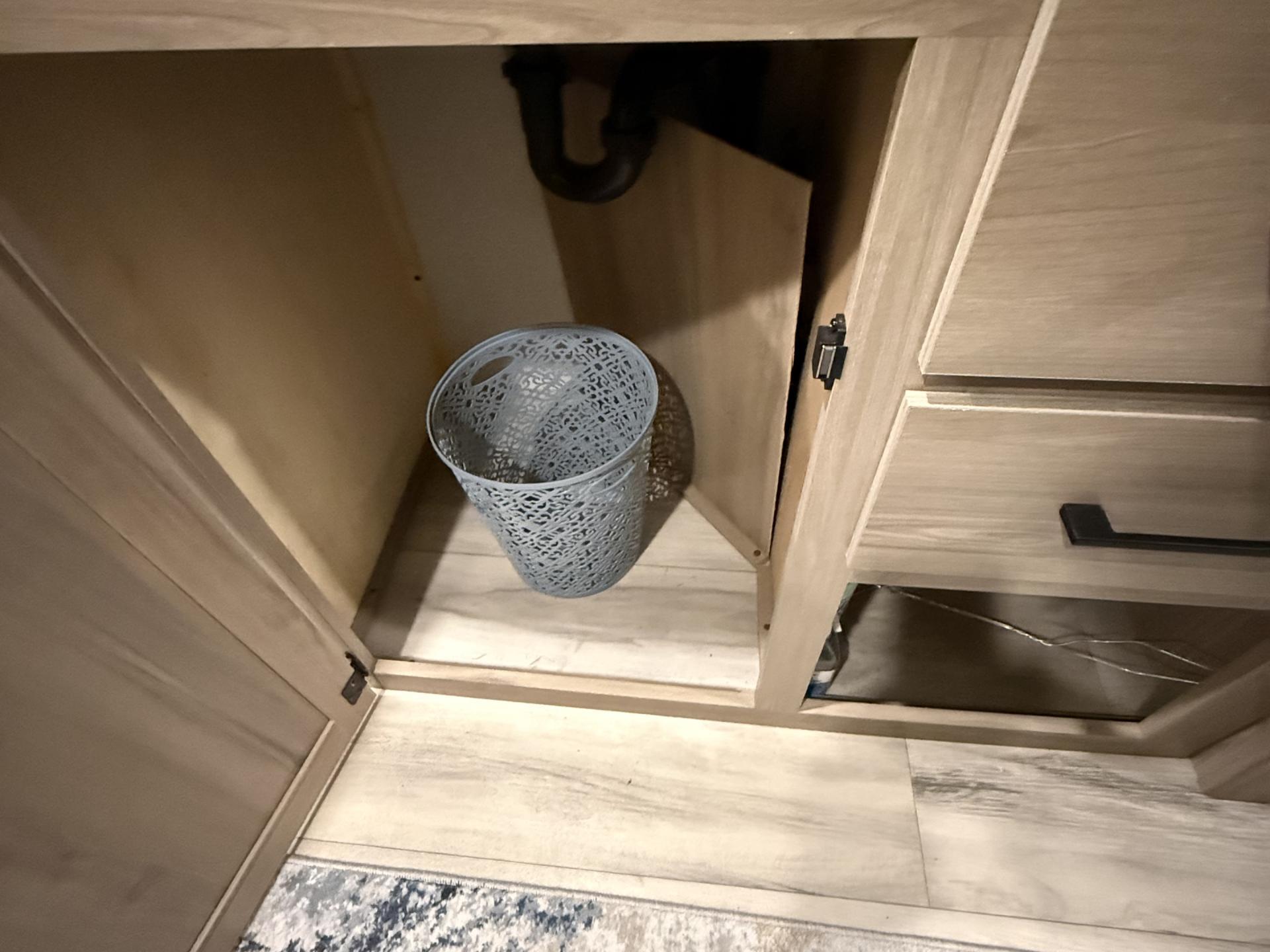 2025 Keystone Coleman 17b