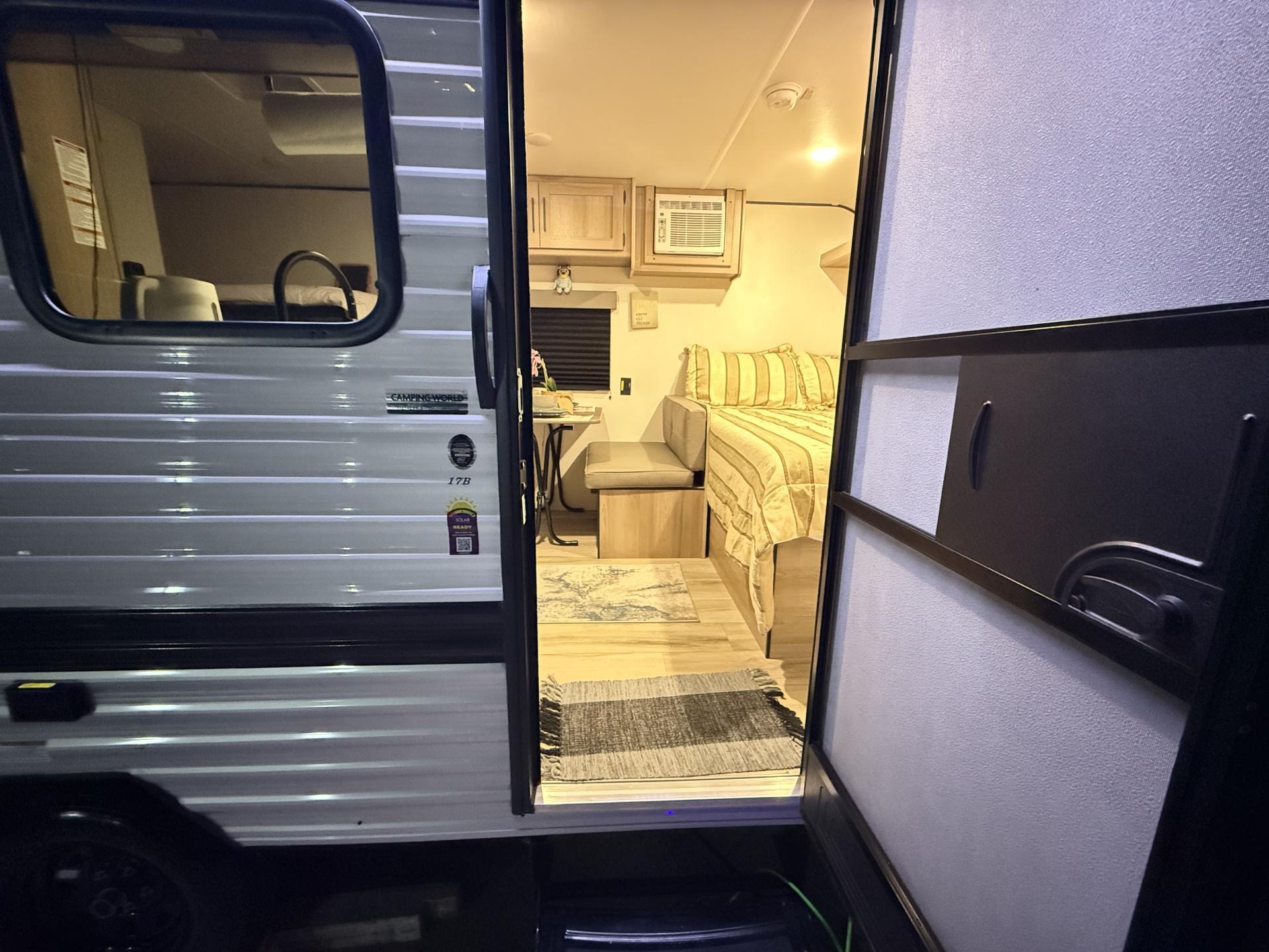 2025 Keystone Coleman 17b