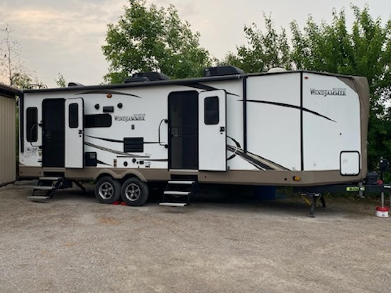 2019 forest river rockwood windjammer 2715vs