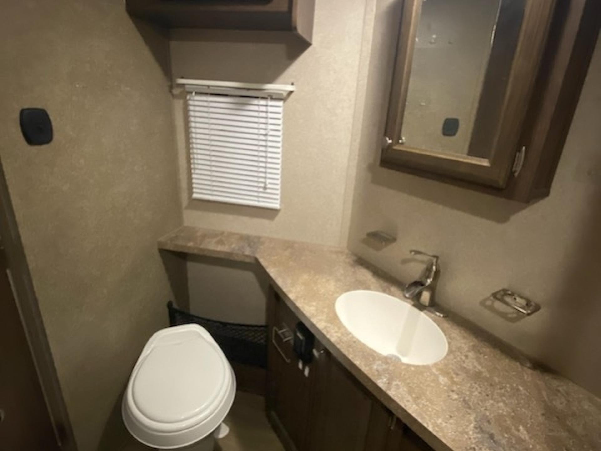 2019 forest river rockwood windjammer 2715vs