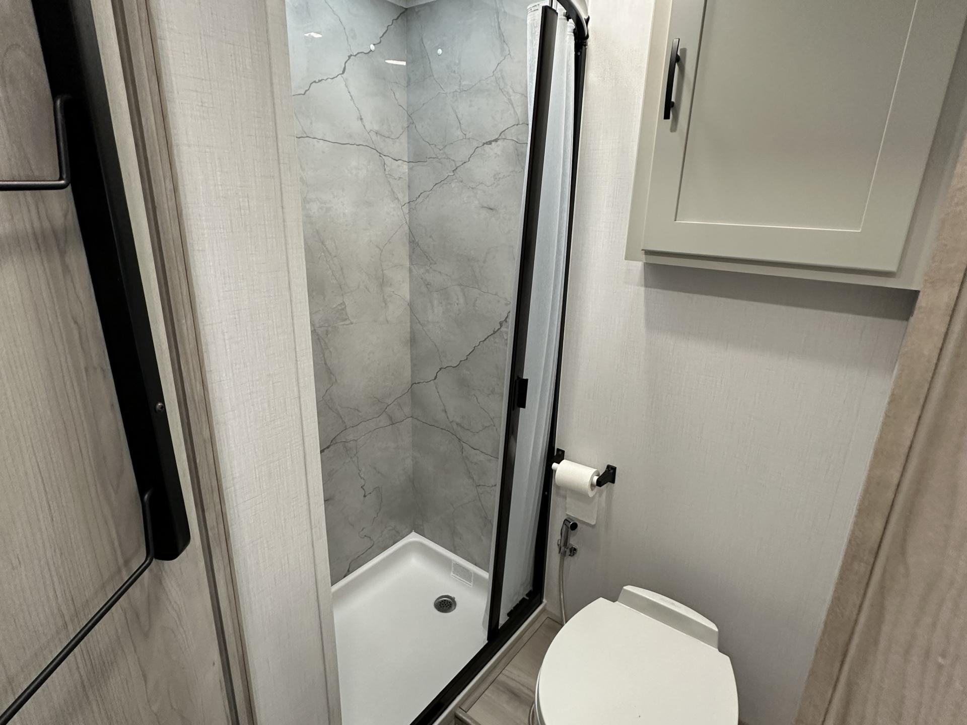2025 Dynamax Isata 3 24rw