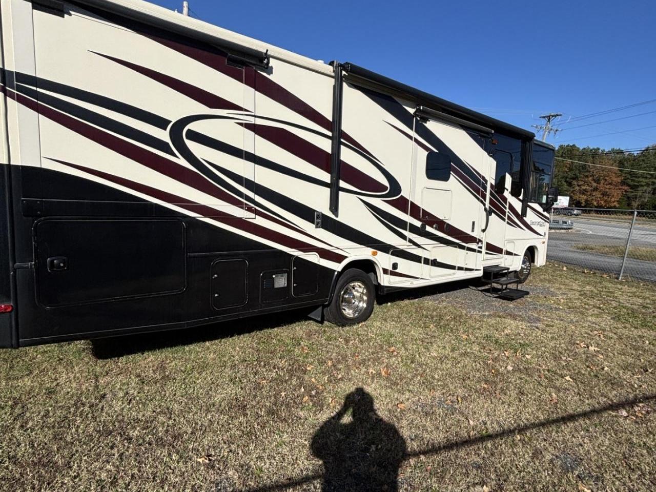 2014 Forest River Georgetown 328ts