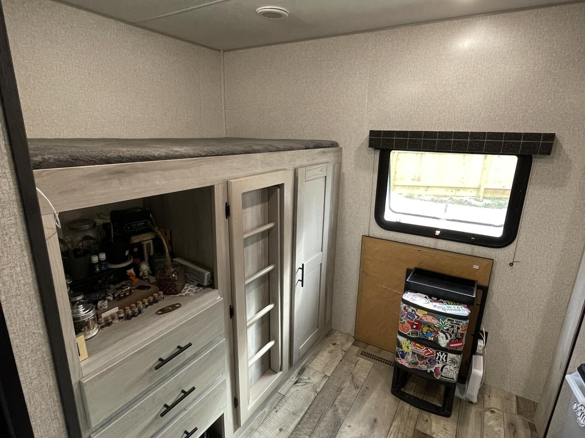 2022 K-Z Connect 322bhk