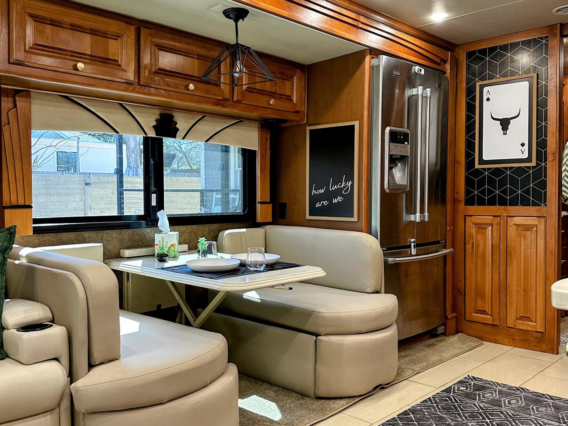 2015 Tiffin Phaeton 36gh