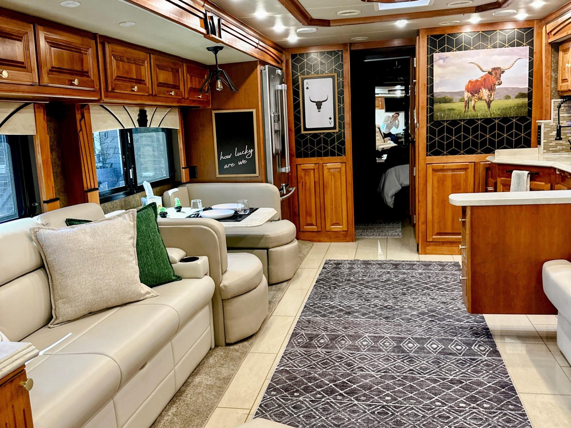 2015 Tiffin Phaeton 36gh