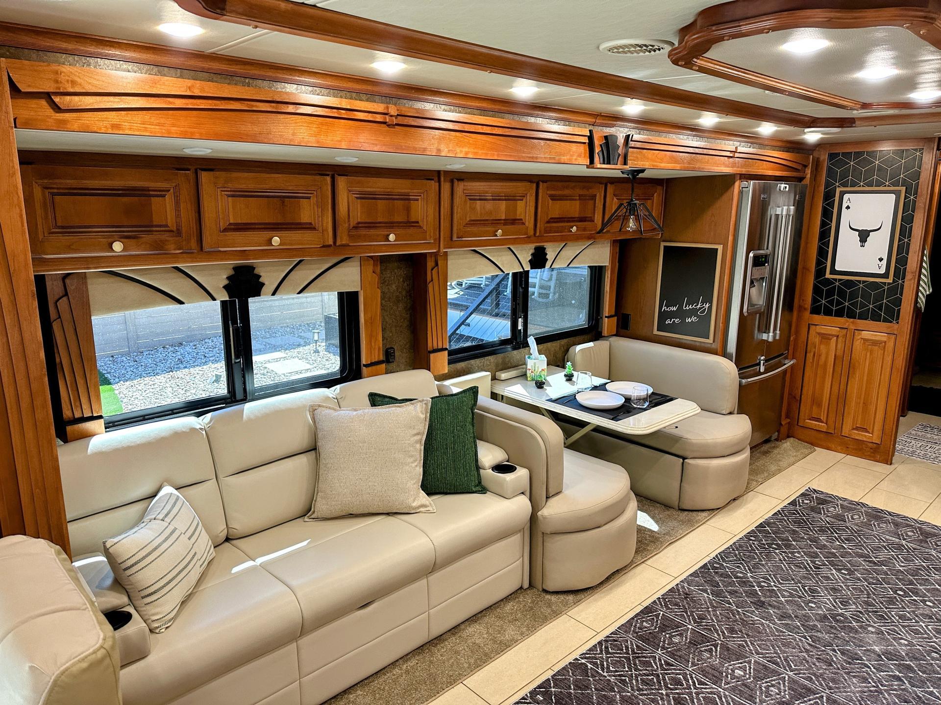 2015 Tiffin Phaeton 36gh