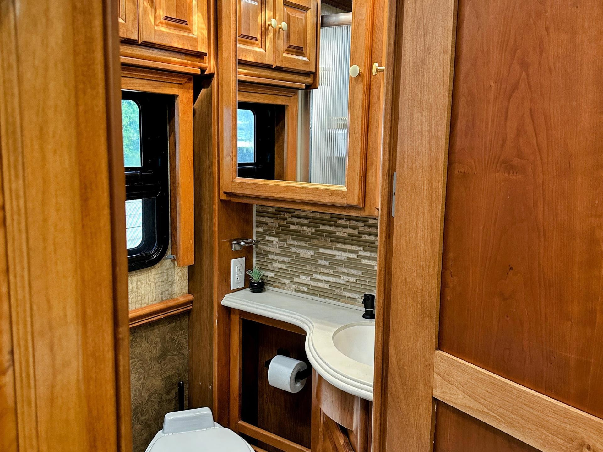 2015 Tiffin Phaeton 36gh