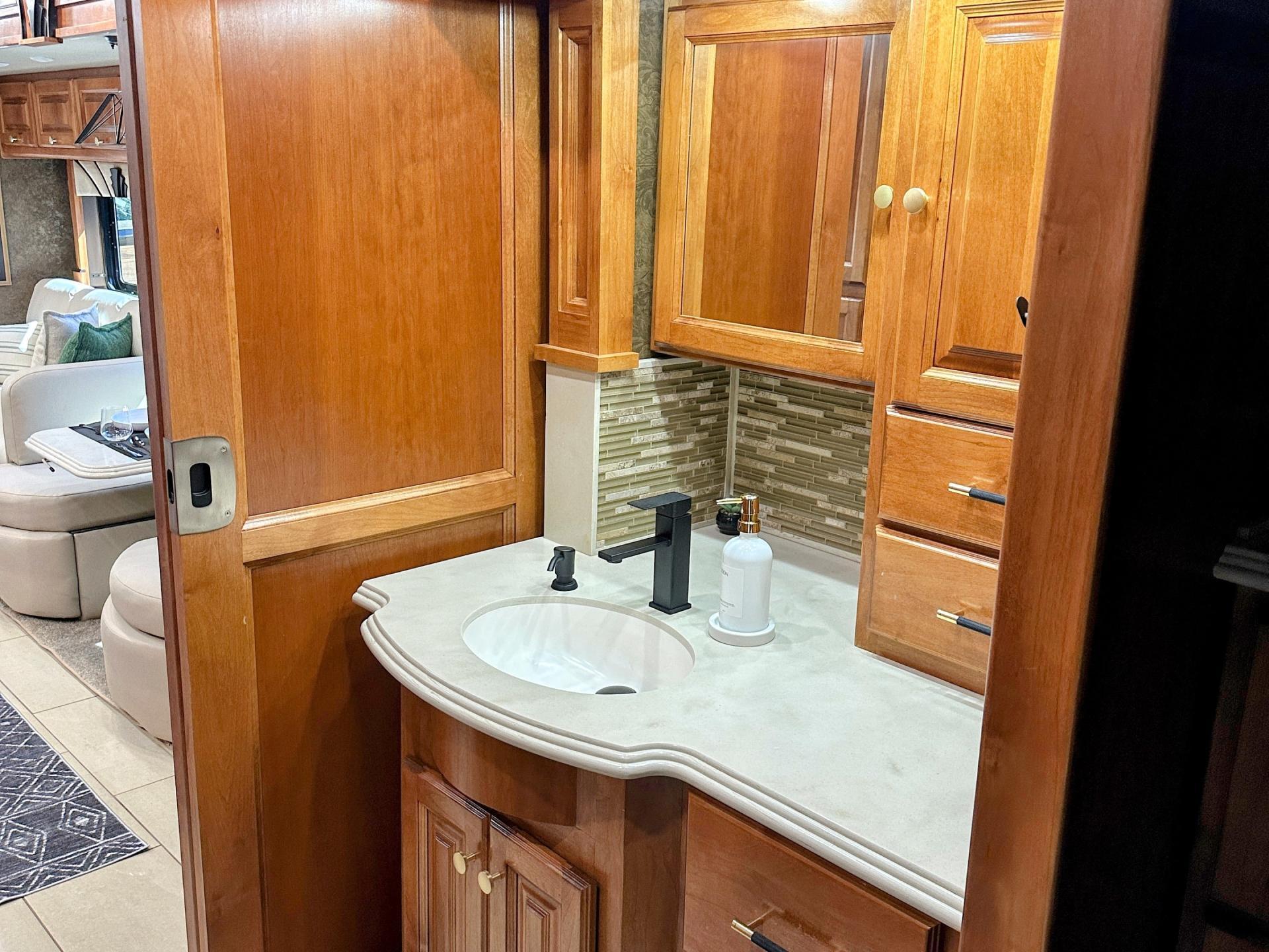 2015 Tiffin Phaeton 36gh