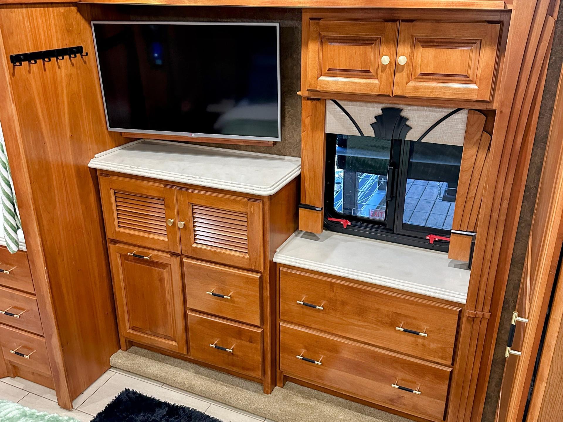 2015 Tiffin Phaeton 36gh