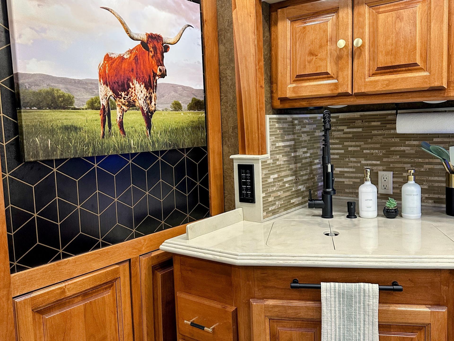 2015 Tiffin Phaeton 36gh