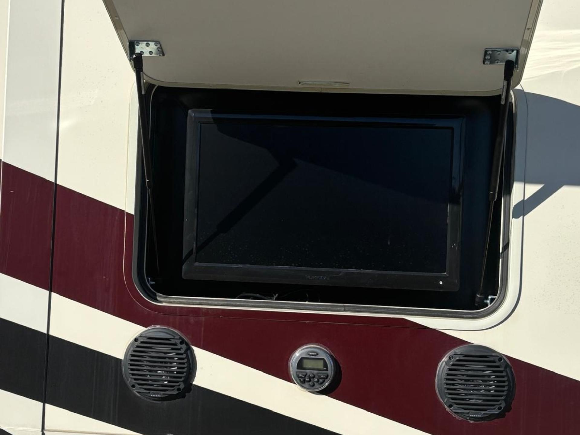 2014 Forest River Georgetown 328ts