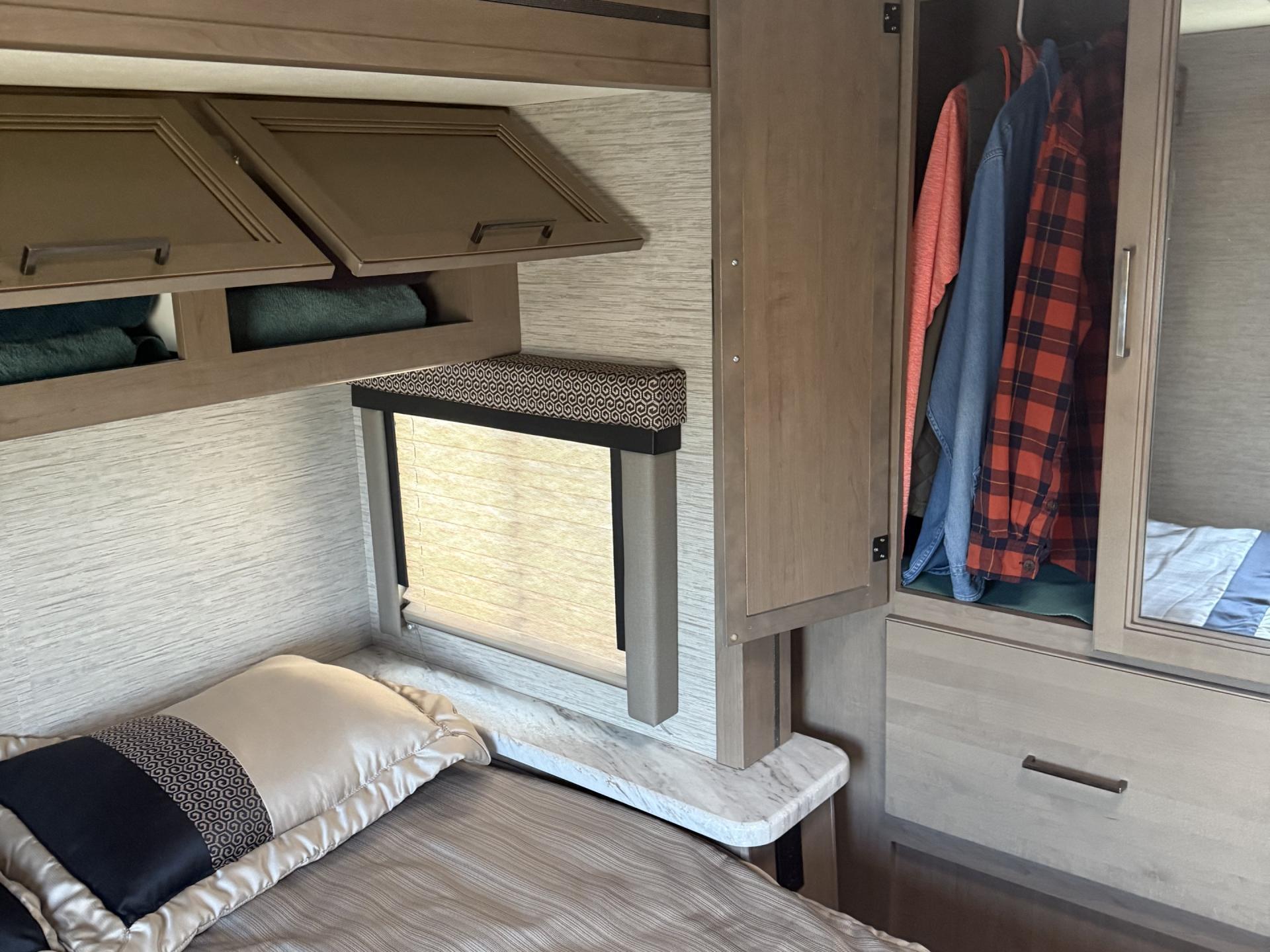 2021 Thor Motor Coach Coleman 22CMF