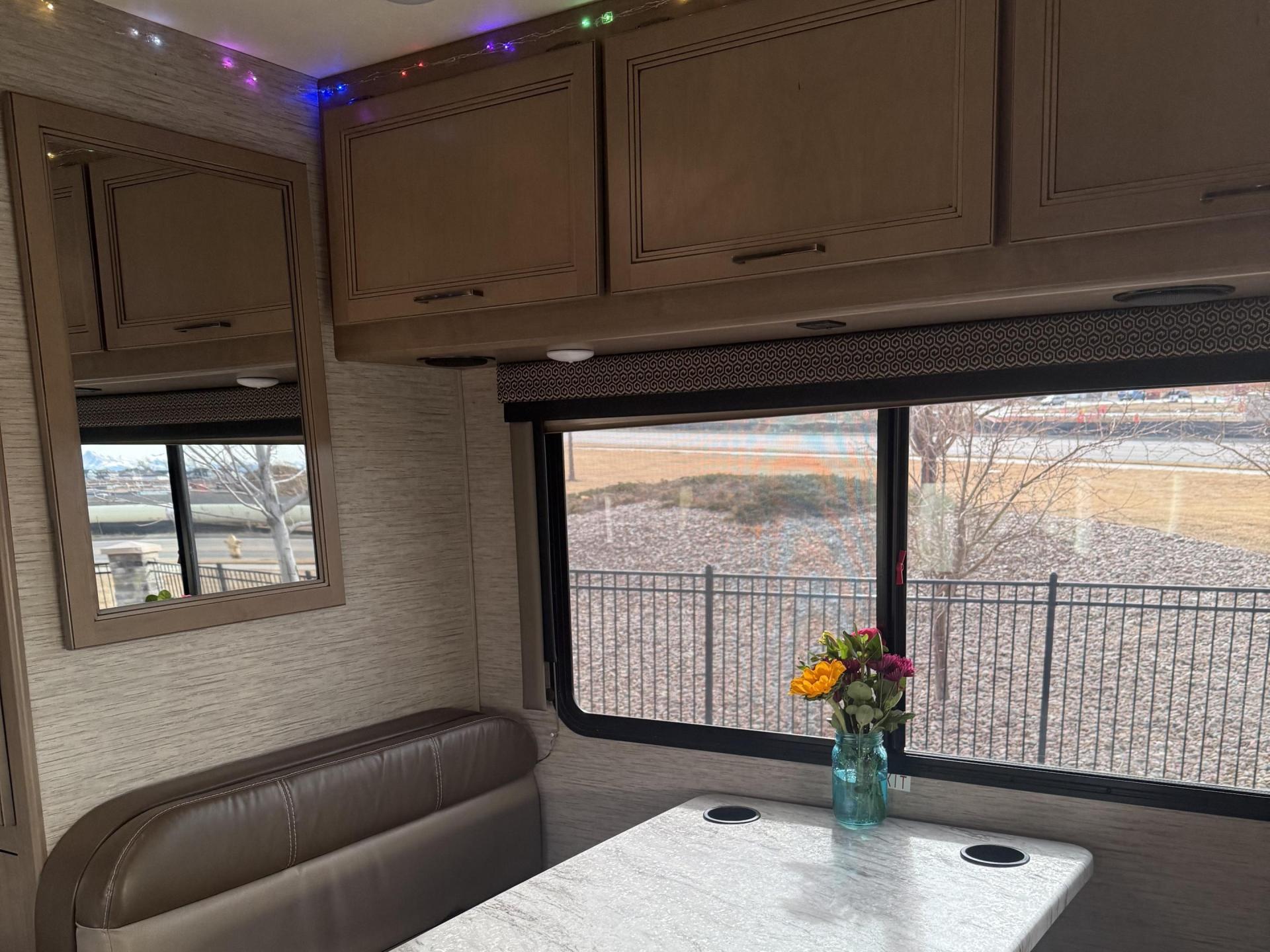 2021 Thor Motor Coach Coleman 22CMF