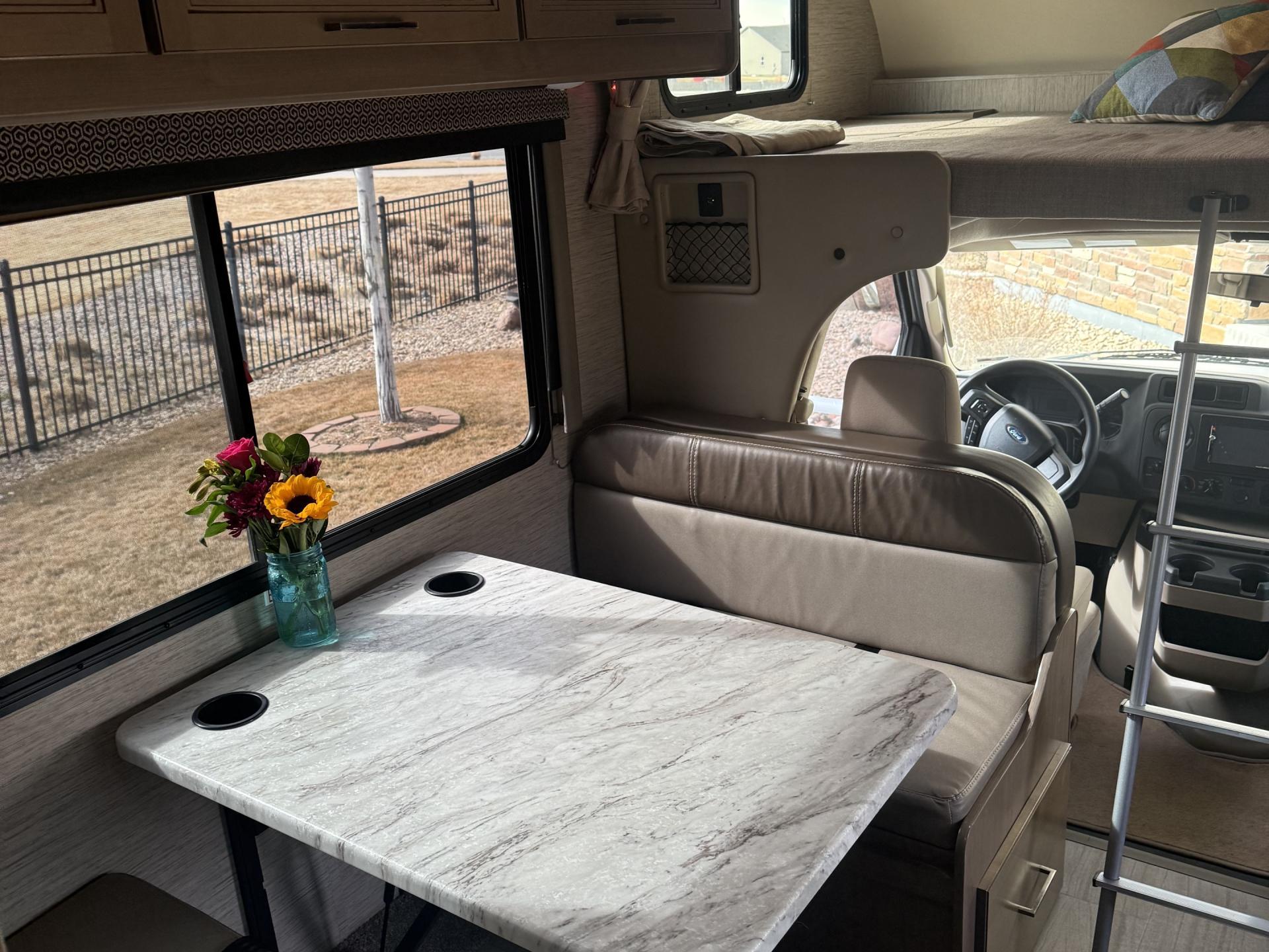 2021 Thor Motor Coach Coleman 22CMF