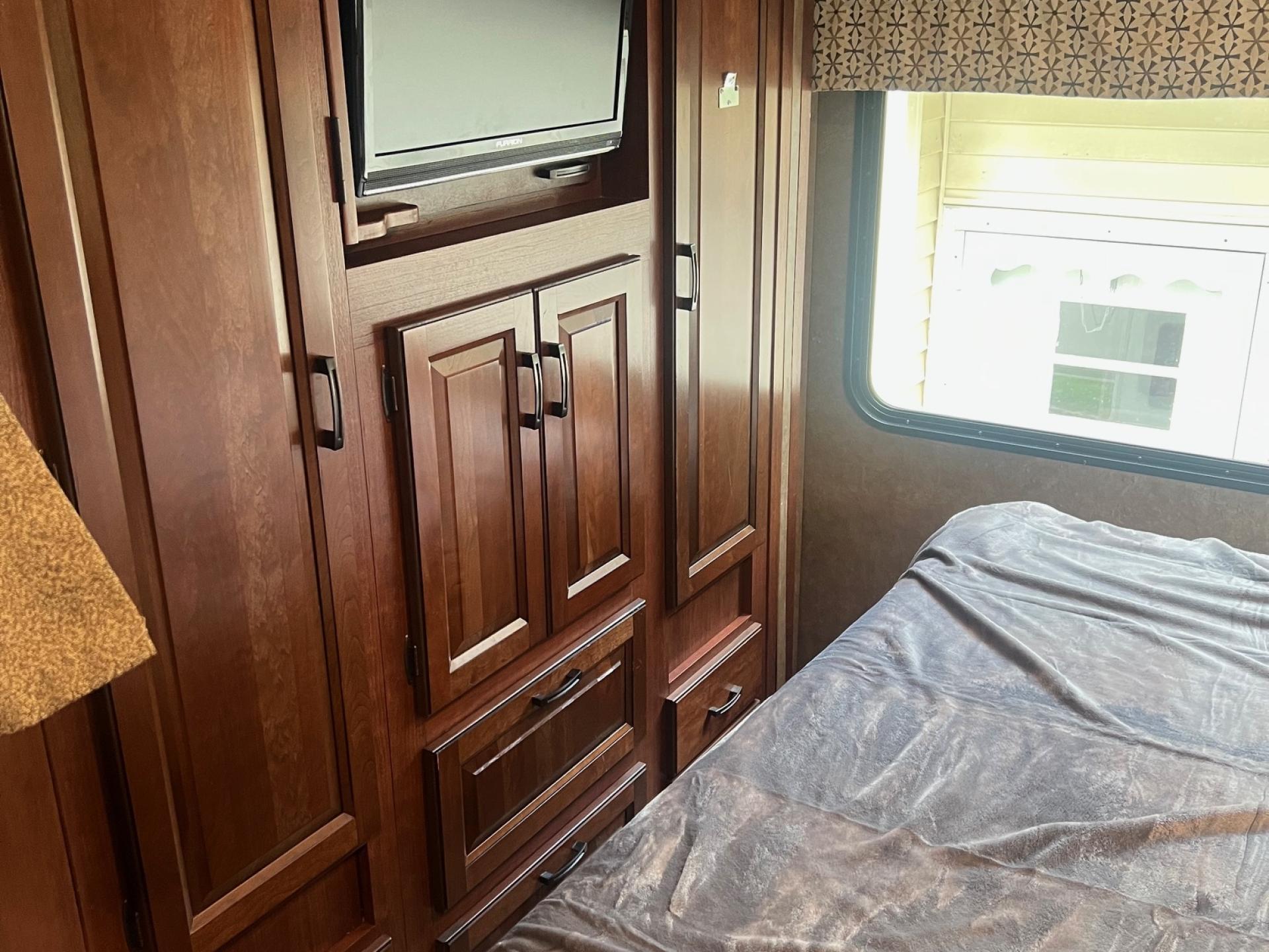 2016 Forest River Sunseeker 3170dsf