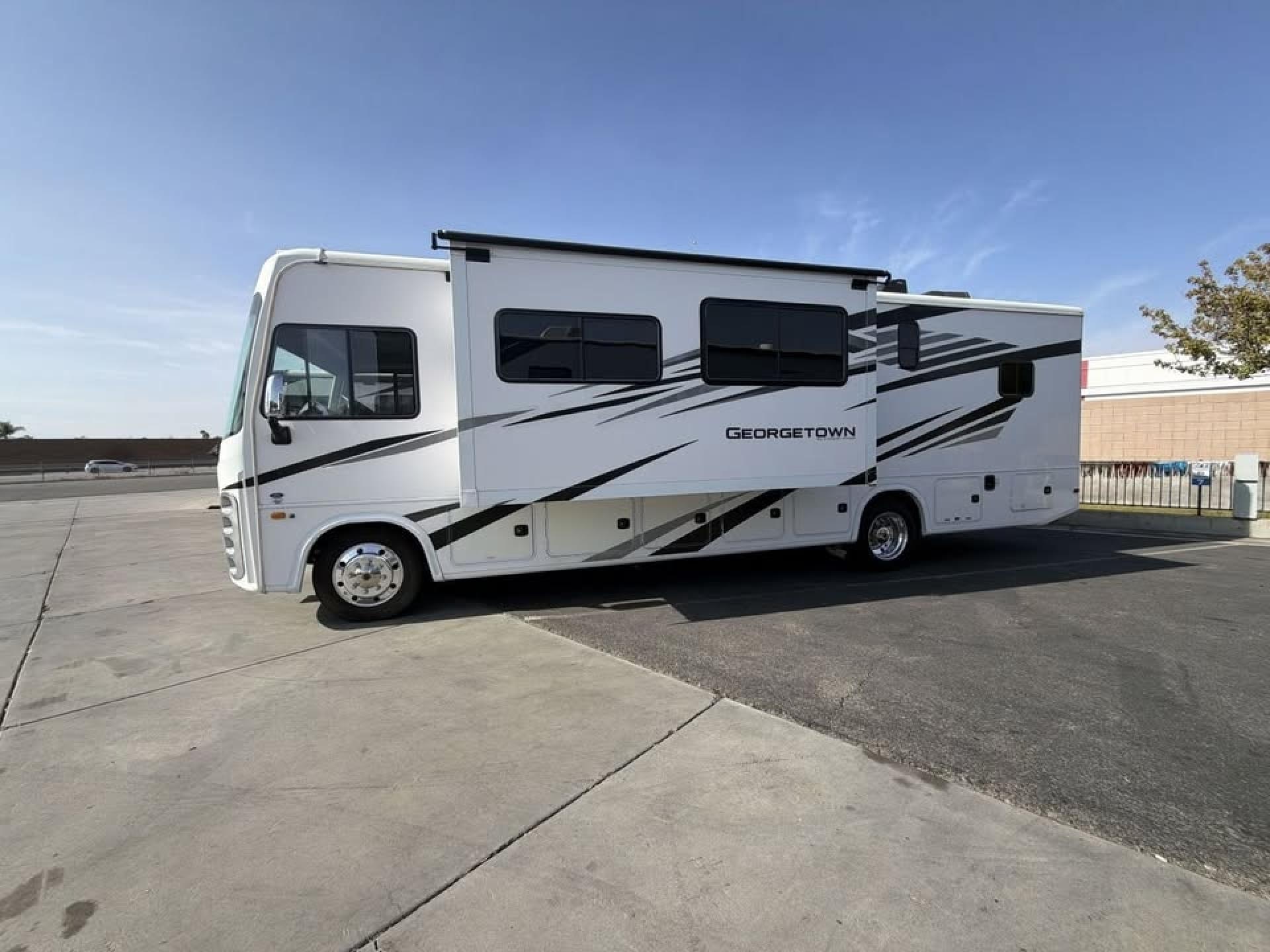 2021 Forest River Georgetown 3 Series 32a