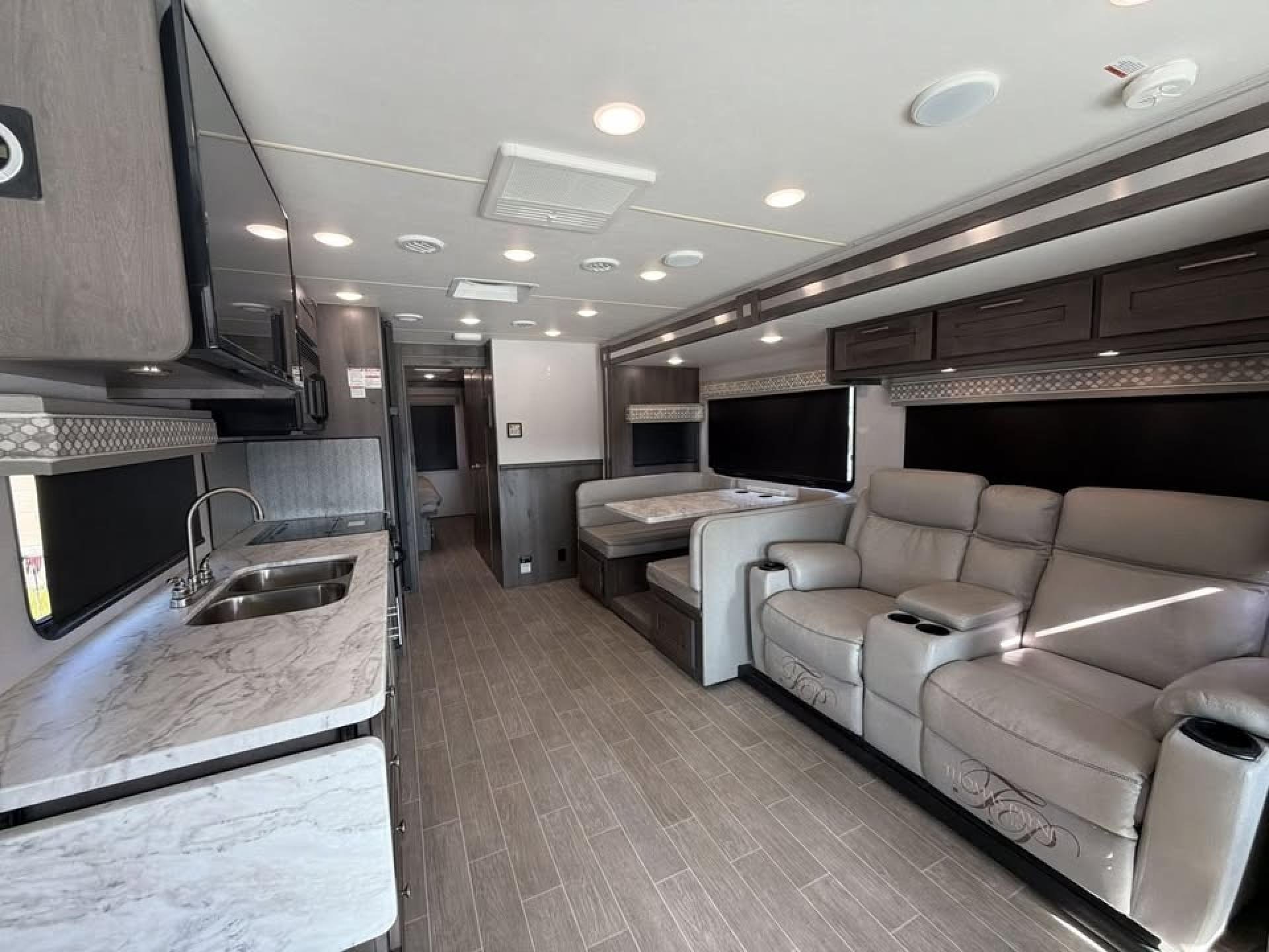 2021 Forest River Georgetown 3 Series 32a