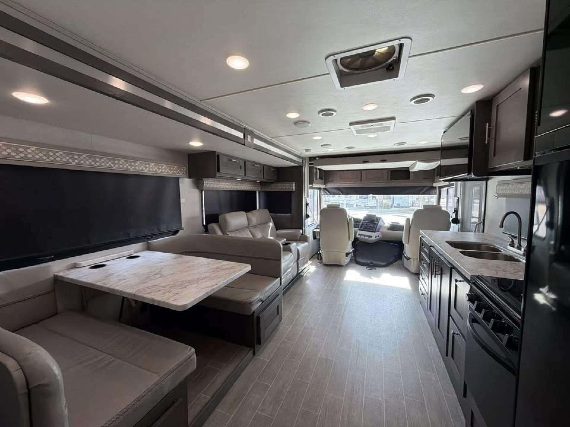 2021 Forest River Georgetown 3 Series 32a