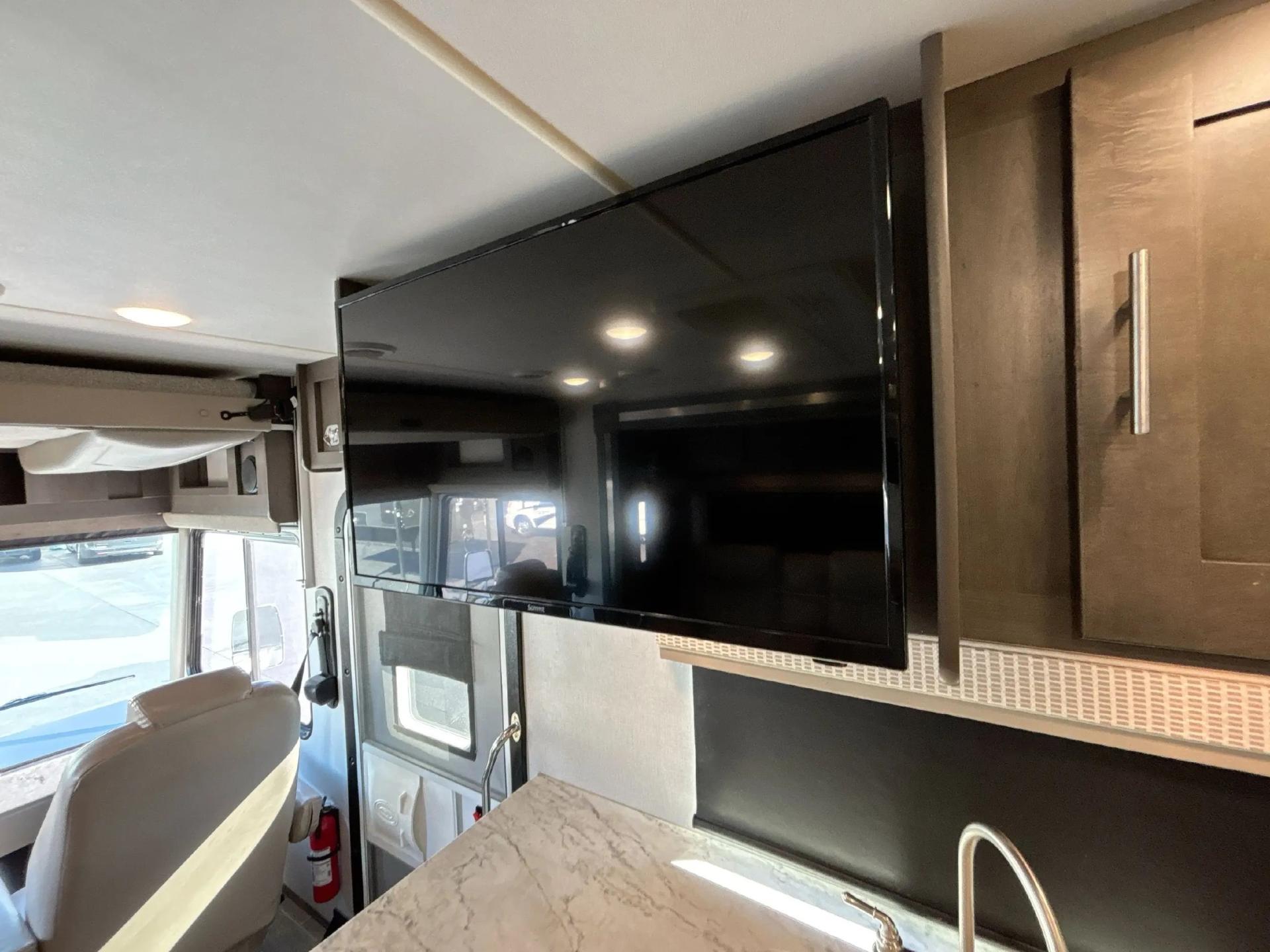 2021 Forest River Georgetown 3 Series 32a