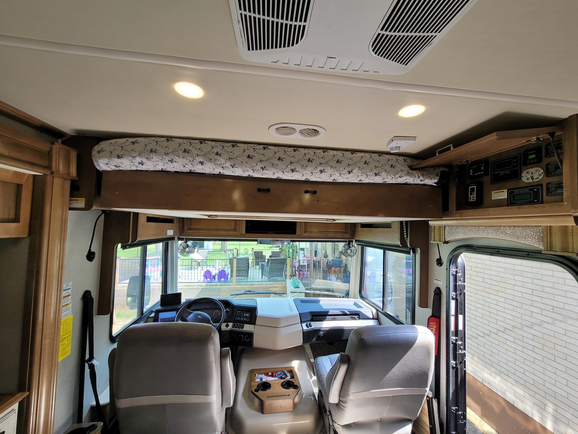 2019 Fleetwood Southwind 36p