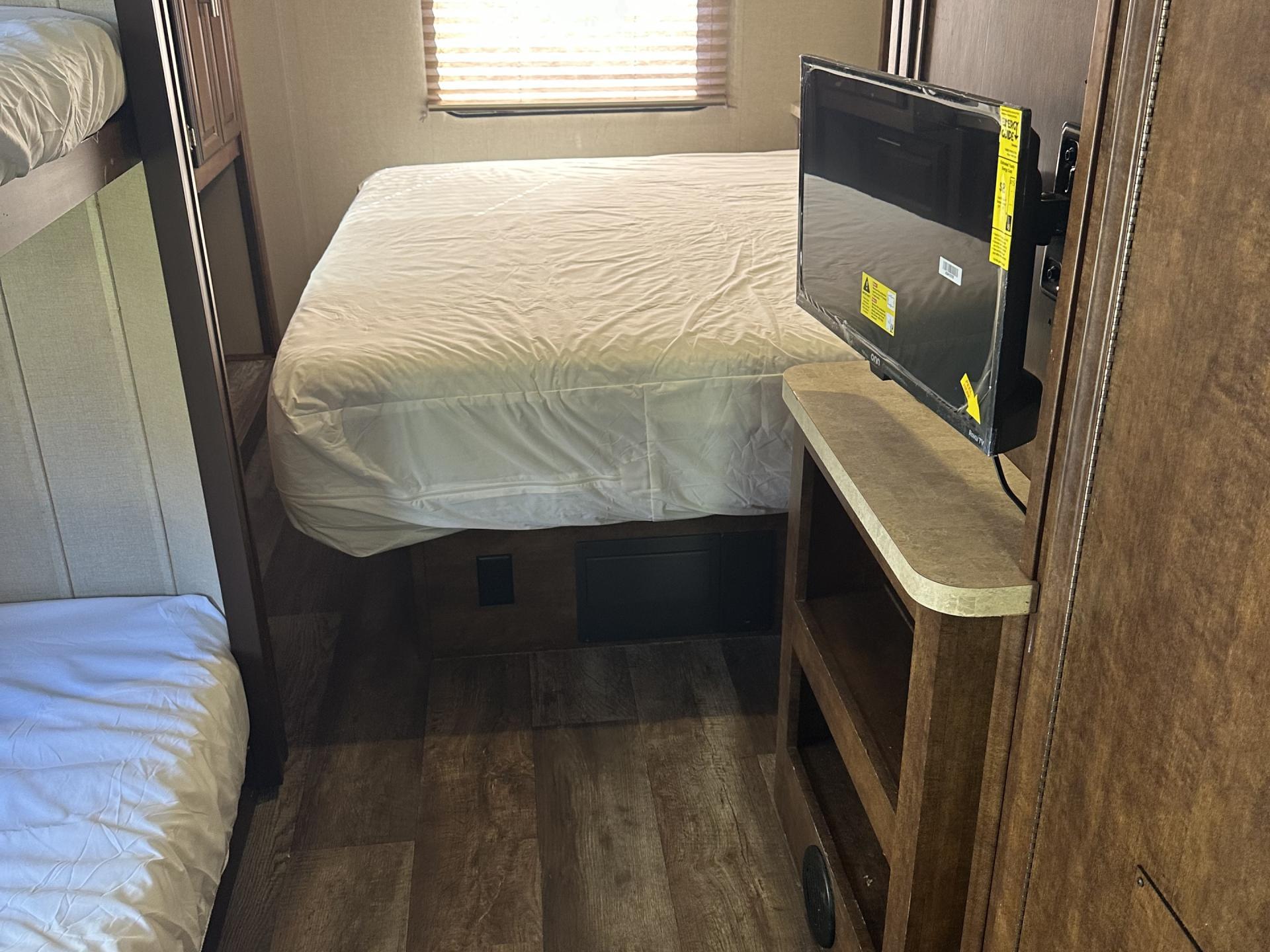 2017 Forest River FR3 32ds