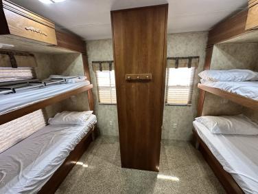 2010 Keystone Montana High Country 333db