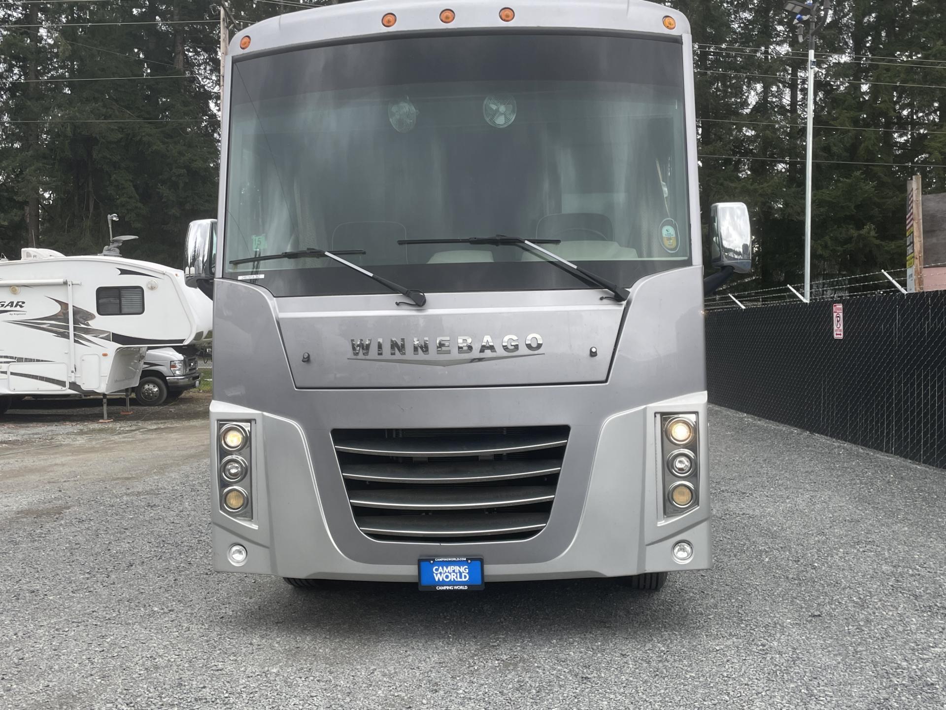 2017 Winnebago Sunova 36z