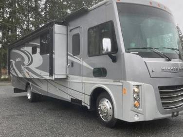 2017 Winnebago Sunova 36z