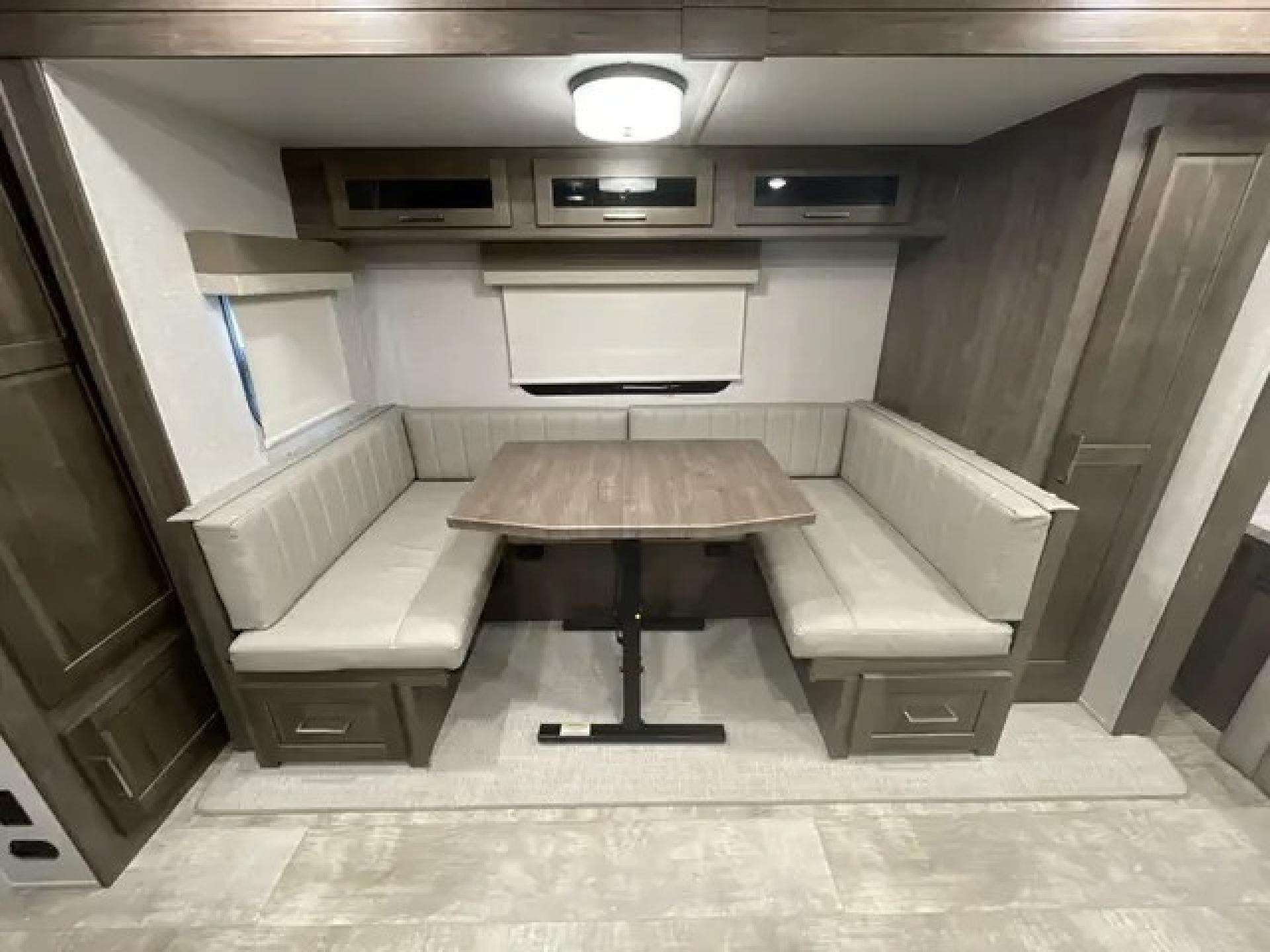 2023 Forest River Flagstaff Micro Lite 25brds