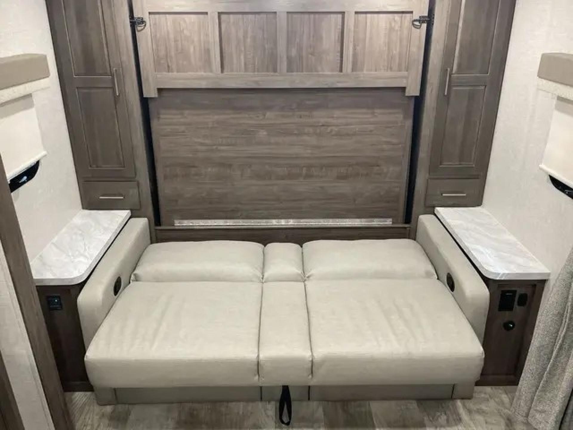 2023 Forest River Flagstaff Micro Lite 25brds
