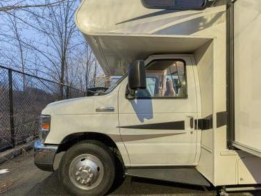 2020 Coachmen Freelander 28ss