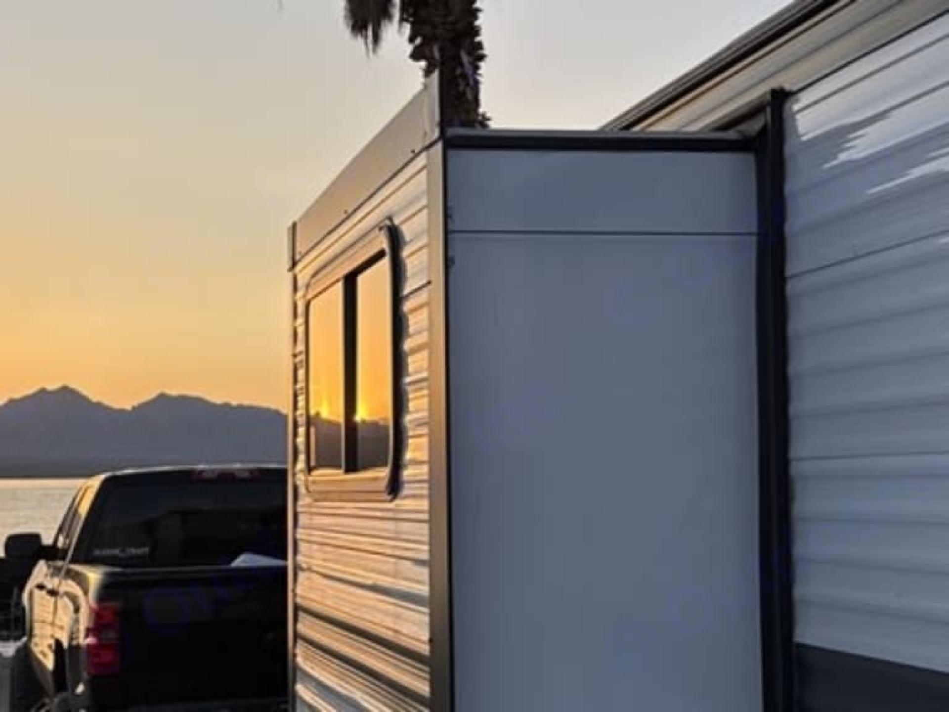 2024 Keystone Hideout 181bh