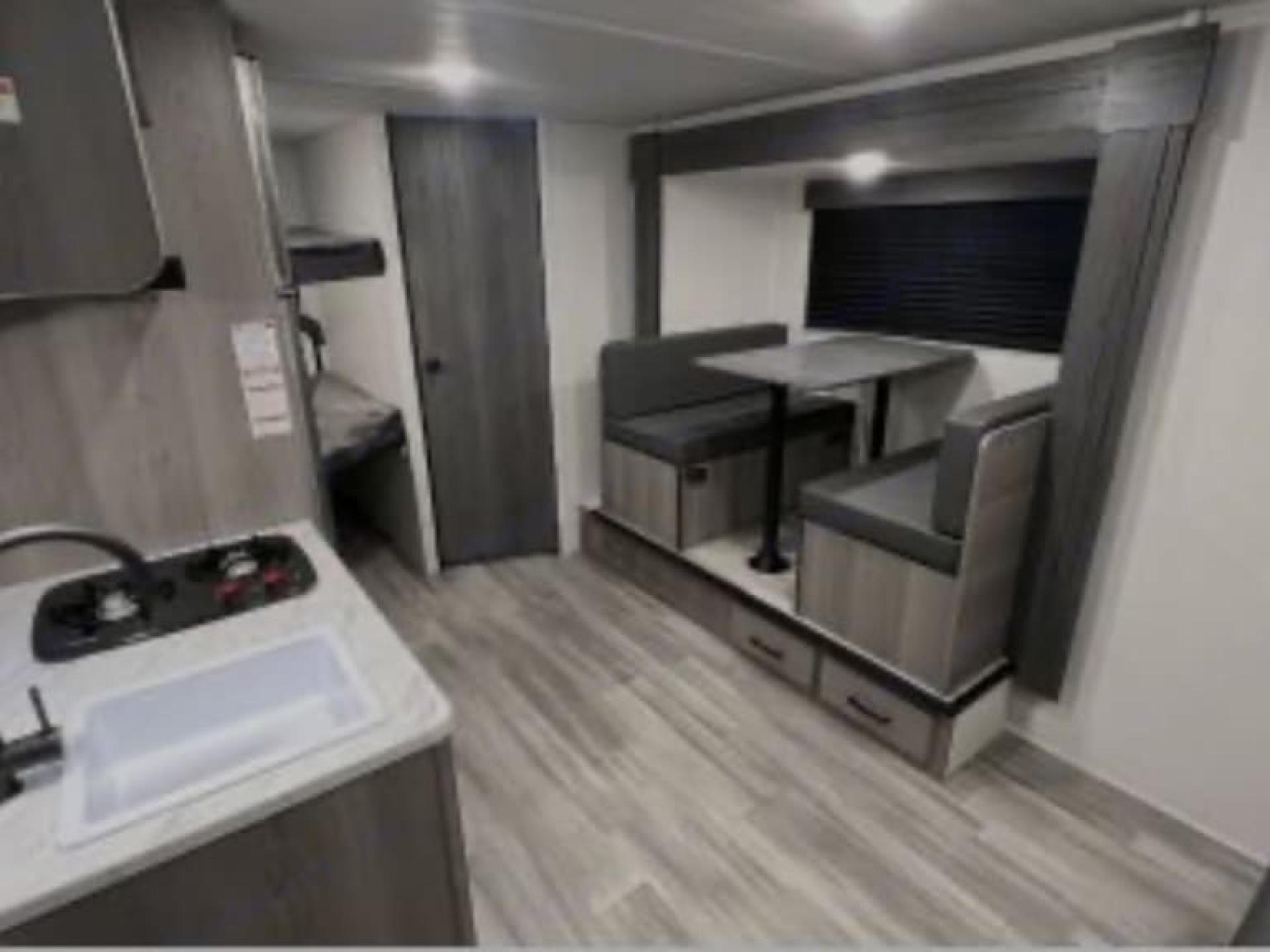 2024 Keystone Hideout 181bh