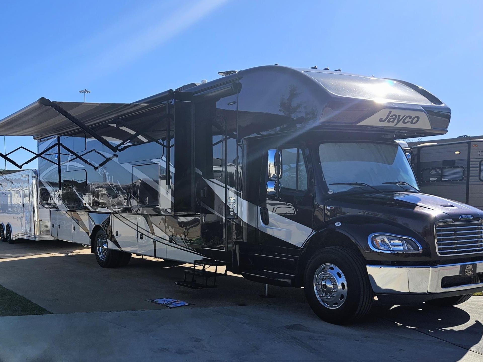 2021 Jayco Seneca 37l