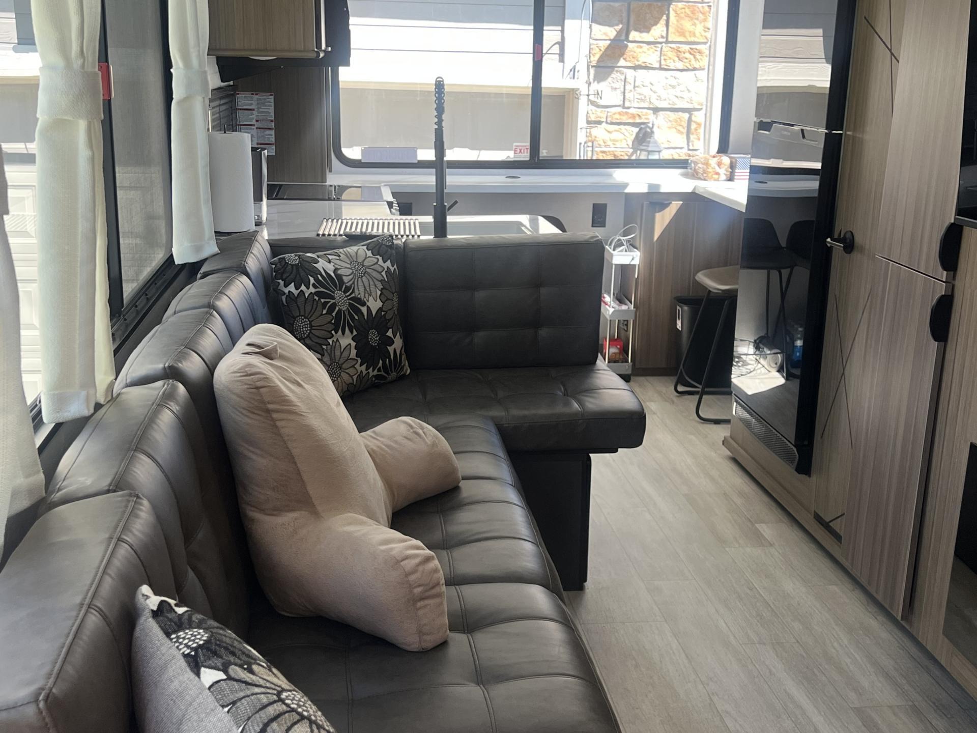 2025 Forest River Salem 29view