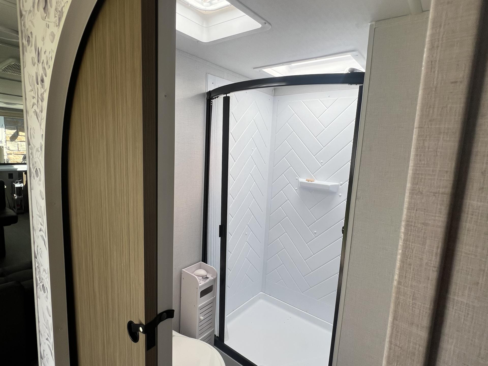 2025 Forest River Salem 29view