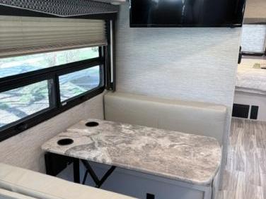 2022 thor motor coach ace 29.5