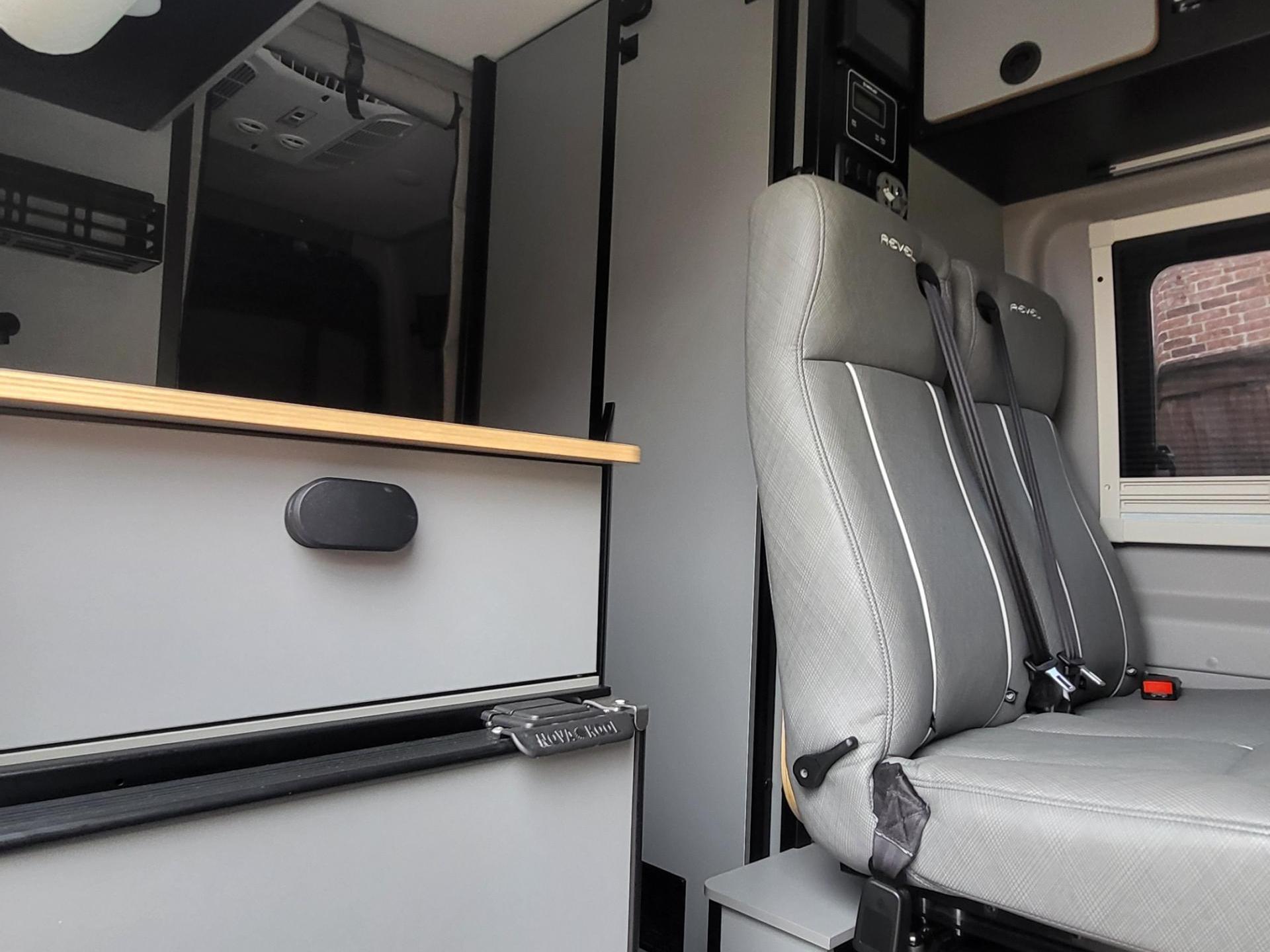 2025 Winnebago Revel 44e