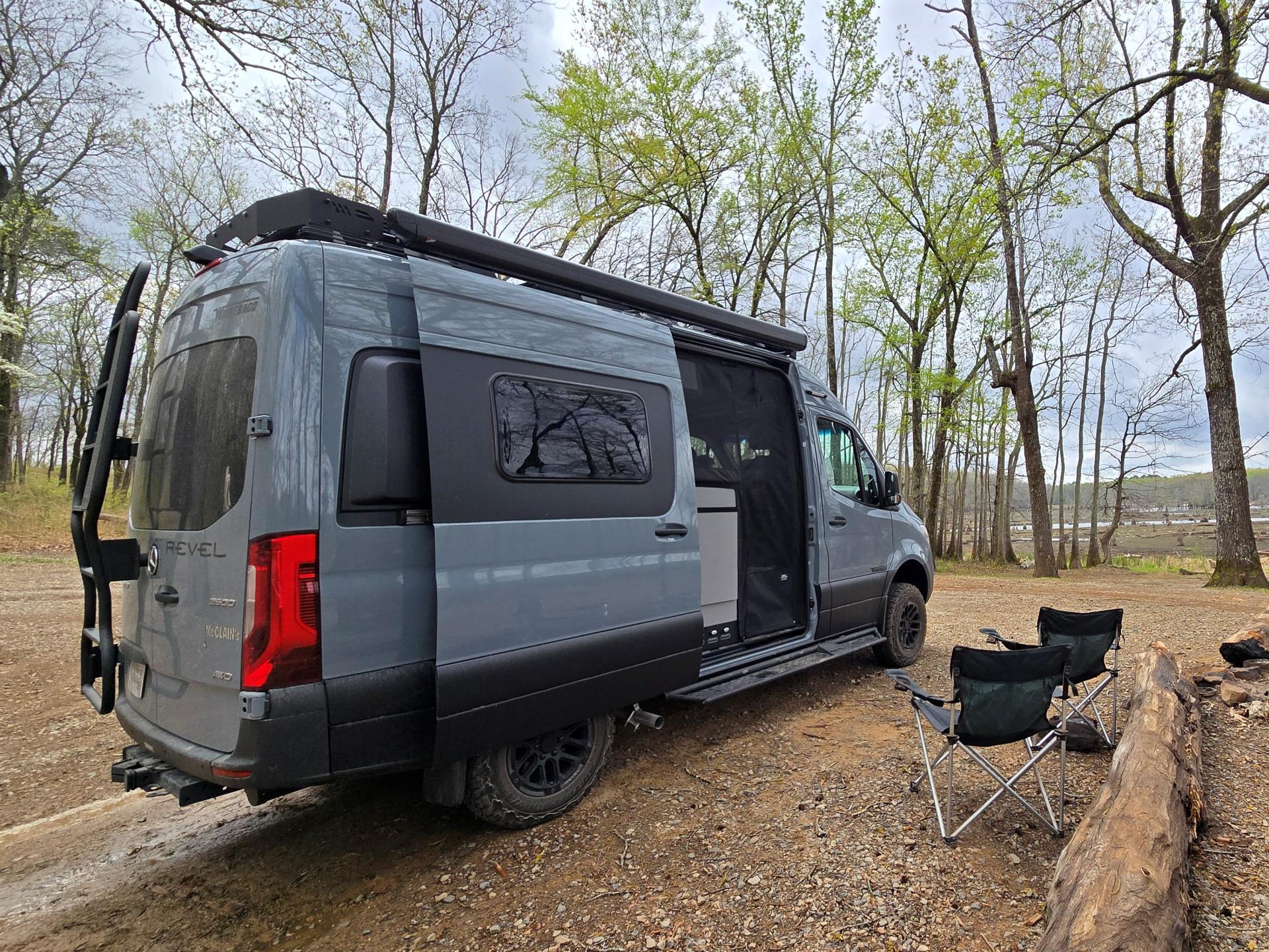 2025 Winnebago Revel 44e